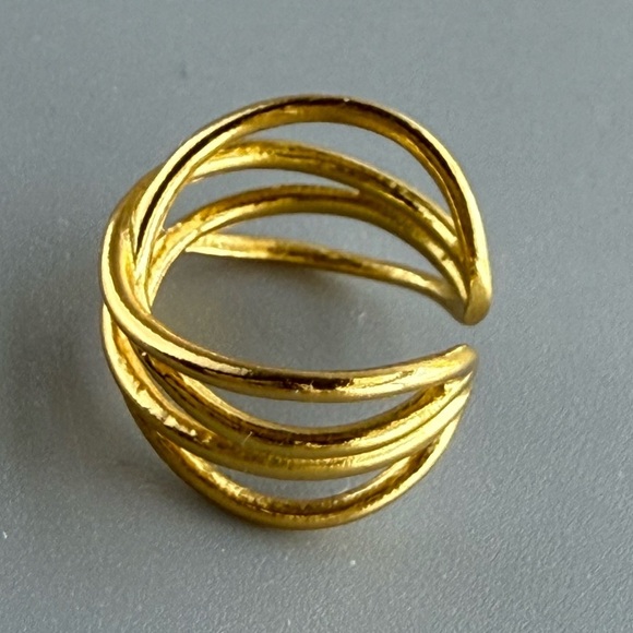 14k Gold Vermeil Simple Ear Cuff - Picture 4 of 6